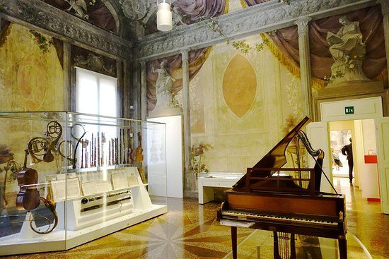 Musée international et bibliothèque de la Musique